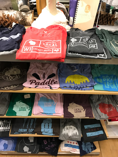 Outdoor Sports Store «Clear Water Outdoor - Lake Geneva», reviews and photos, 744 W Main St, Lake Geneva, WI 53147, USA