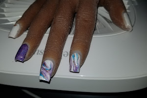 Nails Graced by Bea