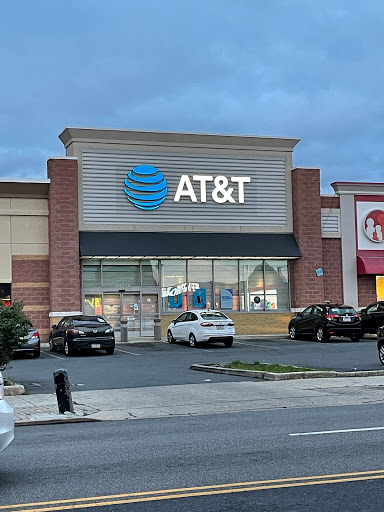 Cell Phone Store «AT&T», reviews and photos, 117 S 69th St, Upper Darby, PA 19082, USA