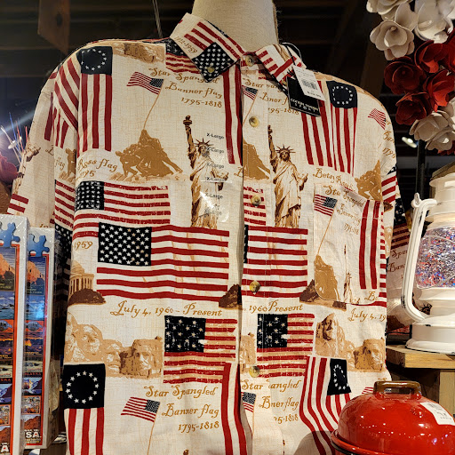 American Restaurant «Cracker Barrel Old Country Store», reviews and photos, 2012 E 59th St, Anderson, IN 46013, USA