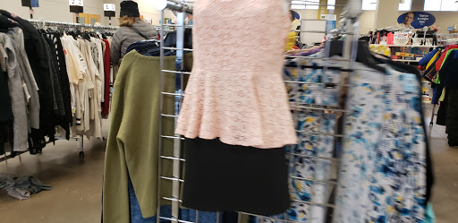 Non-Profit Organization «Goodwill Store & Donation Center», reviews and photos, 351 E Roosevelt Rd, Lombard, IL 60148, USA
