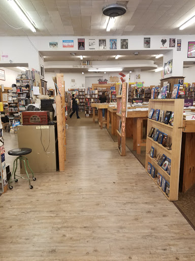 Book Store «Recycled Books Records CDs», reviews and photos, 200 N Locust St, Denton, TX 76201, USA