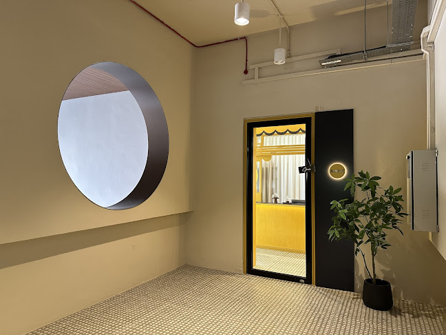 Phone number for Banelé (@banelesg)