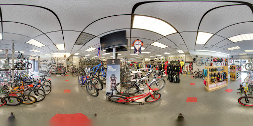 Sporting Goods Store «Brickwell Cycling & Multisports», reviews and photos, 3 Northern Blvd, Great Neck, NY 11021, USA