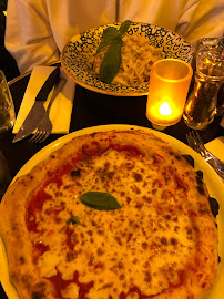 Pizza du Restaurant italien La Perla à Paris - n°18