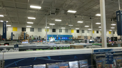Electronics Store «Best Buy», reviews and photos, 400 26th Ave NW, Norman, OK 73069, USA