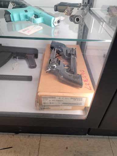 Pawn Shop «The PawnStore», reviews and photos, 3005 Douglas Ave, Des Moines, IA 50310, USA