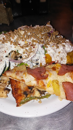 Pizza Restaurant «Round Table Pizza», reviews and photos, 616 NE 81st St, Vancouver, WA 98665, USA