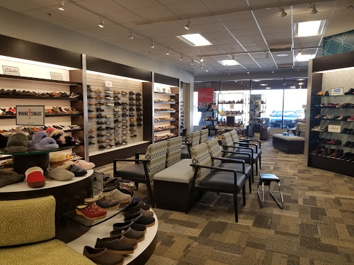 Shoe Store «Schuler Shoes: Saint Louis Park», reviews and photos, 5201 Excelsior Blvd, St Louis Park, MN 55416, USA