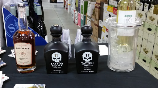 Liquor Store «Great Vines Liquors», reviews and photos, 6140 S Gun Club Rd, Aurora, CO 80016, USA