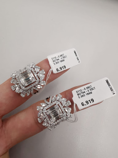 Jewelry Store «Studio Jewelers», reviews and photos, 2240 Bartow Ave, Bronx, NY 10475, USA