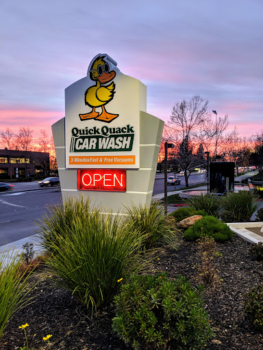 Car Wash «Quick Quack Car Wash - Roseville on Douglas», reviews and photos, 3975 Douglas Blvd, Roseville, CA 95661, USA