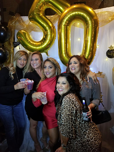 Live Music Bar «The Concert Pub - North», reviews and photos, 2470 Cypress Creek Pkwy, Houston, TX 77068, USA