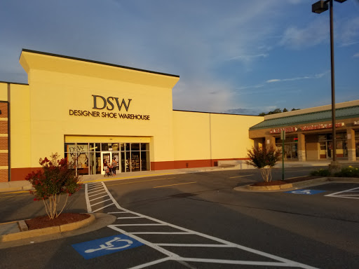 Shoe Store «DSW Designer Shoe Warehouse», reviews and photos, 1079 Edwards Ferry Rd NE, Leesburg, VA 20176, USA