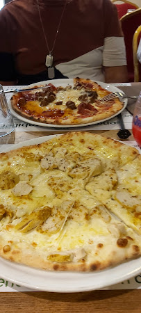 Plats et boissons du Pizzeria La Tour de Pizz à Châteauneuf-en-Thymerais - n°19