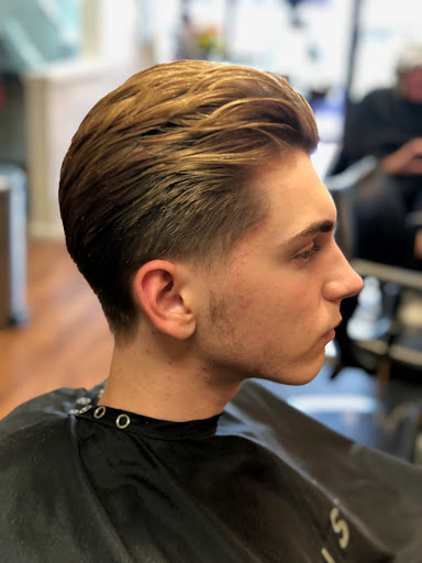 Hair Salon «Quick Stop Barber and Beauty», reviews and photos, 3541 N Lecanto Hwy, Beverly Hills, FL 34465, USA