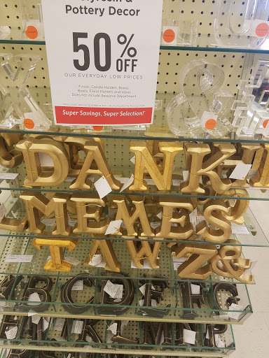 Craft Store «Hobby Lobby», reviews and photos, 11 W 39th St, Kearney, NE 68847, USA