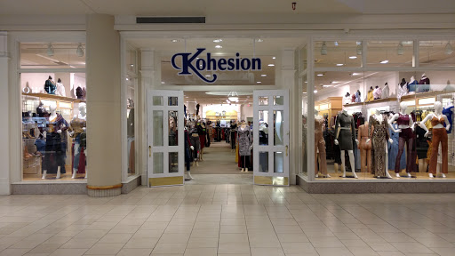 Shopping Mall Â«Freehold Raceway MallÂ», reviews and photos, 3710 U.S. 9