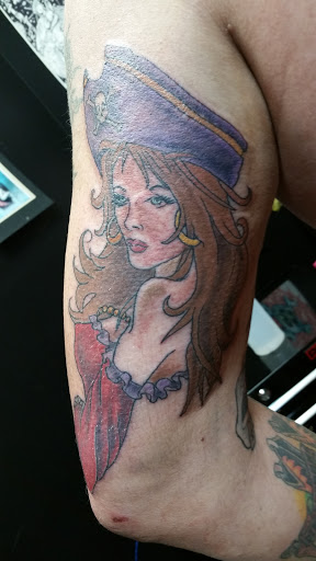 Tattoo Shop «Dungeon Tattooz», reviews and photos, 2834 S Sherwood Forest Blvd, Baton Rouge, LA 70816, USA