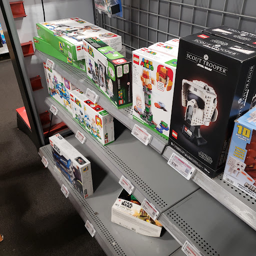 Electronics Store «Best Buy», reviews and photos, 8923 Bay Pkwy, Brooklyn, NY 11214, USA