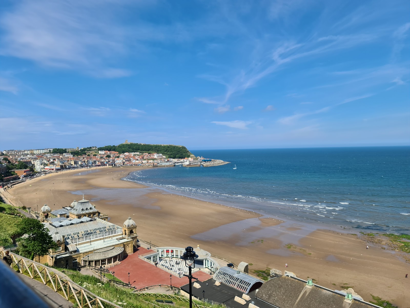 Φωτογραφία του Playa de Scarborough και η εγκατάσταση