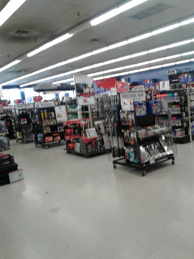 Auto Parts Store «Pep Boys Auto Parts & Service», reviews and photos, 20 N MacDade Blvd, Glenolden, PA 19036, USA