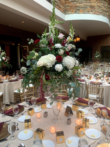 Florist «Merri-Craft Florist», reviews and photos, 13955 Merriman Rd, Livonia, MI 48154, USA