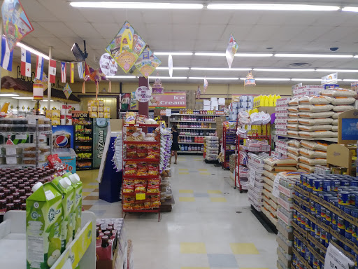 Grocery Store «Bravo Supermarkets», reviews and photos, 2435 US Hwy 98 N, Lakeland, FL 33805, USA