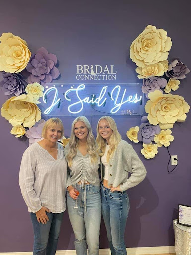 Bridal Shop «Bridal Connection», reviews and photos, 708 N Ankeny Blvd, Ankeny, IA 50023, USA