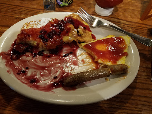 American Restaurant «Cracker Barrel Old Country Store», reviews and photos, 1162 Wayne Ave, Chambersburg, PA 17202, USA