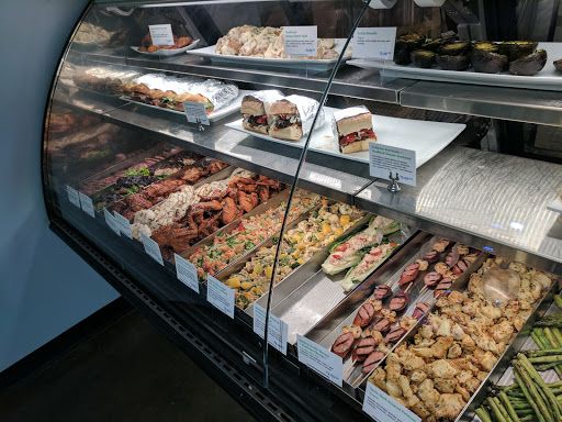 Grocery Store «Elm City Market», reviews and photos, 777 Chapel St, New Haven, CT 06510, USA