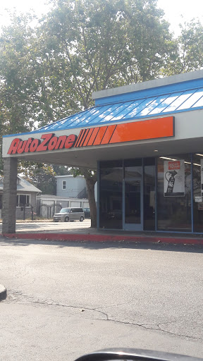 Auto Parts Store «AutoZone», reviews and photos, 1350 Macdonald Ave, Richmond, CA 94801, USA