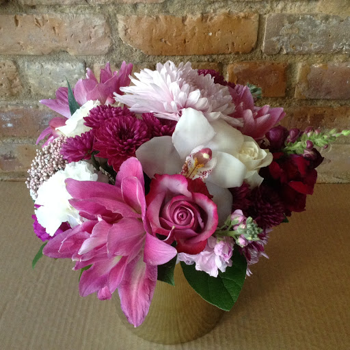 Florist «Fly Me to The Moon Florists», reviews and photos, 47 N Broadway, Yonkers, NY 10701, USA