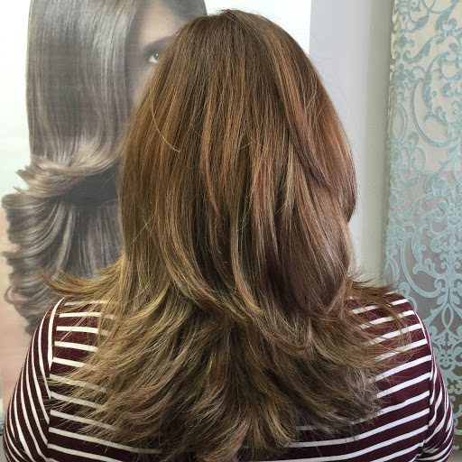 Beauty Salon «Rudy Del Cid Beauty Salon», reviews and photos, 7251 Owensmouth Ave, Canoga Park, CA 91303, USA