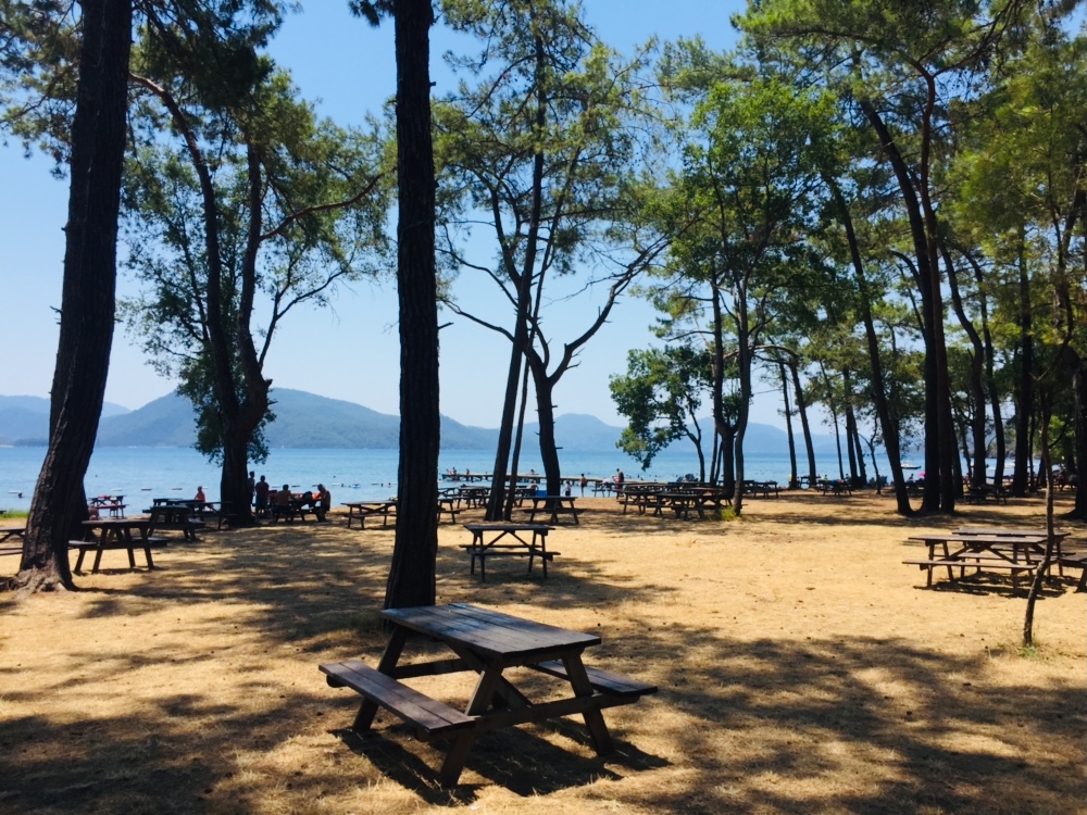Photo of Cubucak Camp beach with partly clean level of cleanliness