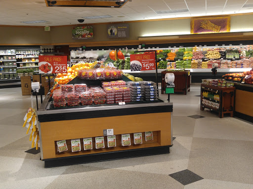 Grocery Store «Quality Food Center», reviews and photos, 4919 Evergreen Way, Everett, WA 98203, USA