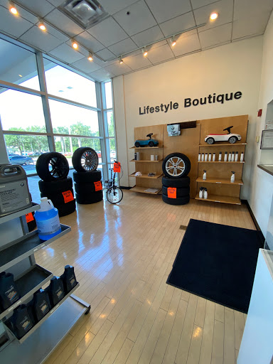 Used Car Dealer «Fields BMW Lakeland», reviews and photos, 4285 Lakeland Park Dr, Lakeland, FL 33809, USA