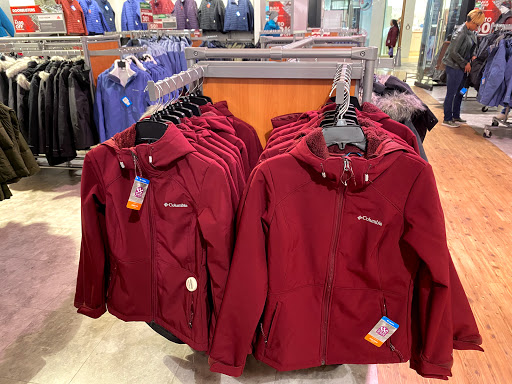 Shopping Mall «Laurel Lakes Centre», reviews and photos, 14700 US-1, Laurel, MD 20707, USA