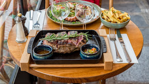 Photo n°23 de Malena à Paris ()