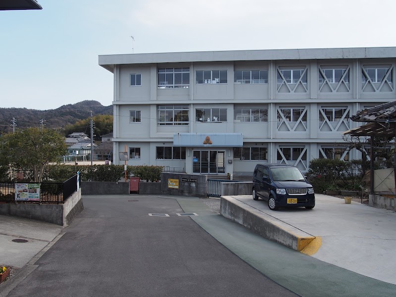 江田島市立中町小学校