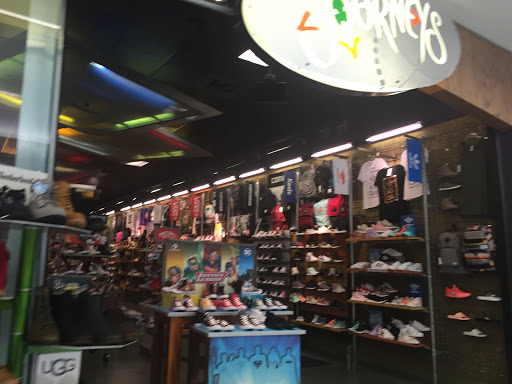 Shoe Store «Journeys», reviews and photos, 701 Lynnhaven Pkwy, Virginia Beach, VA 23452, USA