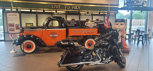 Harley-Davidson Dealer «St. Paul Harley-Davidson», reviews and photos