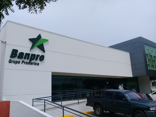 Banpro sucursal Centro Comercial Managua