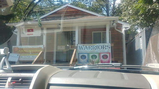 Tobacco Shop «Poospatuck Smoke Shop», reviews and photos, 207 Poospatuck Ln, Mastic, NY 11950, USA