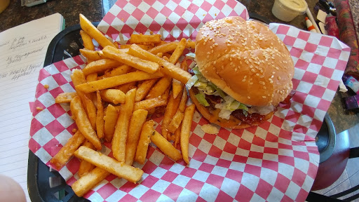 Dawg House Deli & Cafe, 2281 California St, Sutter, CA 95982, USA, 