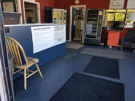 Used Car Dealer «MIDTOWN MOTORS LLC», reviews and photos, 4 Liesl Ln, Branford, CT 06405, USA