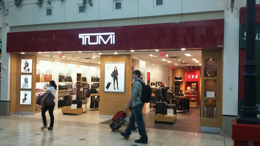 TUMI Store - Minneapolis/St. Paul International Airport