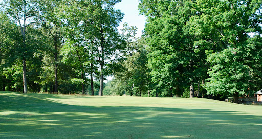 Golf Course «Lakewood Golf & Country Club», reviews and photos, 1900 Country Club Dr, Tullahoma, TN 37388, USA