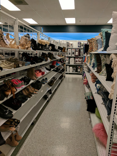 Clothing Store «Ross Dress for Less», reviews and photos, 46301 Potomac Run Plaza, Sterling, VA 20164, USA