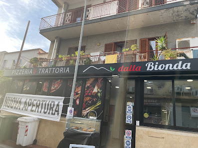 Trattoria e pizzeria Dalla Bionda Via Pisciarelli, 8, 80078 Pozzuoli NA, Italia
